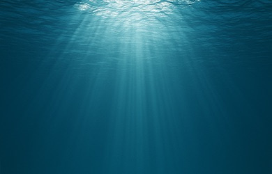  Understanding How Light Transmits in Water